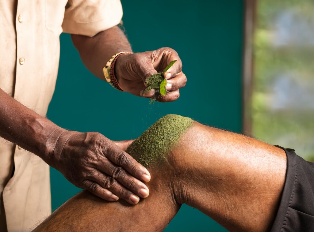 janu basti ayurvedic therapy